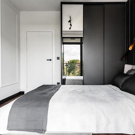 Stylowy Apartament W Centrum Poznania المظهر الخارجي الصورة